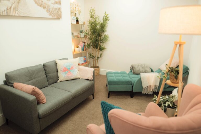 Illuminated Minds Clinic BACP Registered Counselling & Hypnotherapy in Hyde, Cheshire & Online